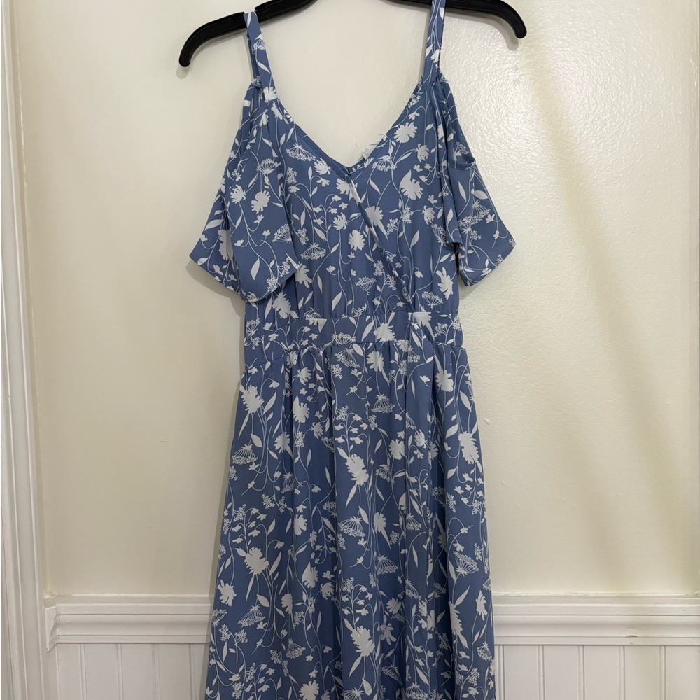 Sienna Sky Floral Cold Shoulder Midi Dress